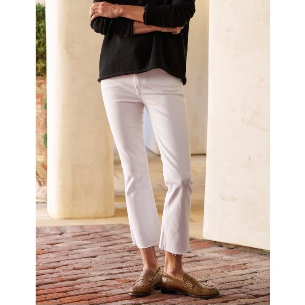 Frank & Eileen Killian Crop Flare Jeans in White high rise 
Like new size 27